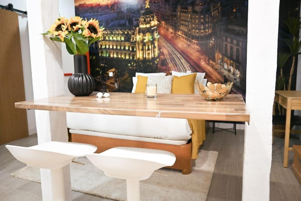 Appartamento Agradable Apartamento Temporal De 1 Dormitorio En Madrid Pez30 Esterno foto
