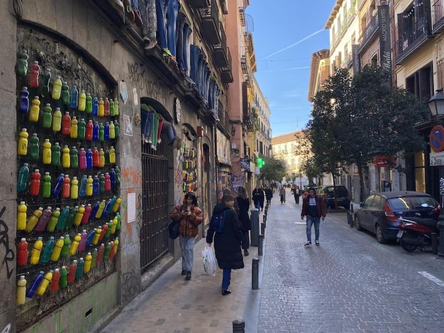 Appartamento Agradable Apartamento Temporal De 1 Dormitorio En Madrid Pez30 Esterno foto